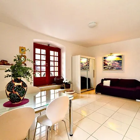 Apartment Sunny Bobica Vodice