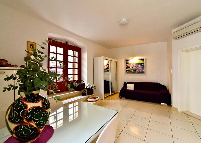 Sunny Bobica ヴォディツェ