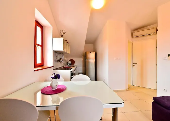 Sunny Bobica アパート ヴォディツェ