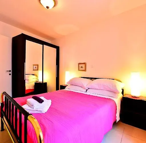 Sunny Bobica * Vodice