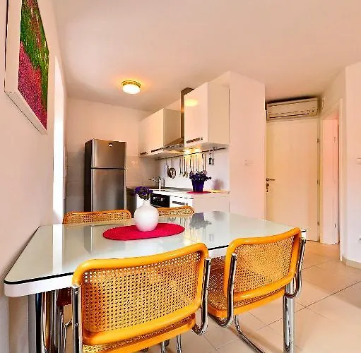 Sunny Bobica ヴォディツェ